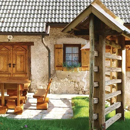 Počitniška hiša Stunning In With Kitchen